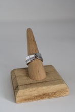 Load image into Gallery viewer, Size 8 Spoon Ring