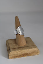 Load image into Gallery viewer, Size 6.5 Spoon Ring