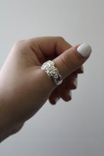 Load image into Gallery viewer, Size 9.5 Spoon Ring