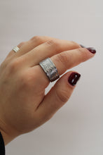 Load image into Gallery viewer, Size 8 Spoon Ring