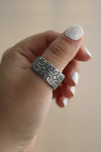 Load image into Gallery viewer, Size 12.5 Spoon Ring