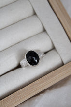 Load image into Gallery viewer, Size 6.5 Onyx Ring