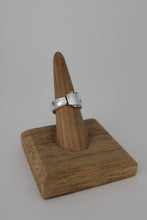 Load image into Gallery viewer, Size 7 Spoon Ring