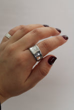 Load image into Gallery viewer, Size 8.5 Spoon Ring