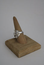Load image into Gallery viewer, Size 9 Spoon Ring