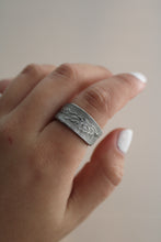 Load image into Gallery viewer, Size 8 Spoon Ring