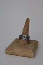 Load image into Gallery viewer, Size 11 Spoon Ring