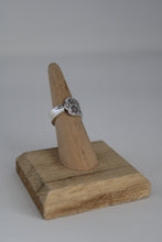 Load image into Gallery viewer, Size 5.5 Spoon Ring