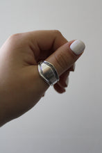 Load image into Gallery viewer, Size 9.5 Spoon Ring