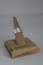 Load image into Gallery viewer, Size 5.5 Spoon Ring