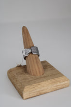 Load image into Gallery viewer, Size 8 Spoon Ring