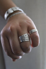 Load image into Gallery viewer, Jenny’s Pinky Stackers