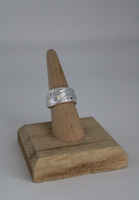 Load image into Gallery viewer, Size 7 Spoon Ring
