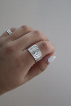 Load image into Gallery viewer, Size 8.5 Spoon Ring