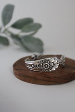 Load image into Gallery viewer, Spoon Bracelet