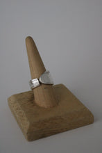 Load image into Gallery viewer, Size 8 Spoon Ring