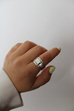 Load image into Gallery viewer, Size 8.5 Spoon Ring
