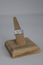 Load image into Gallery viewer, Size 7 Spoon Ring