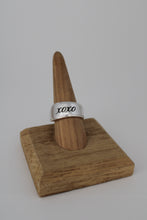 Load image into Gallery viewer, Size 9.5/10 Spoon Ring