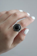 Load image into Gallery viewer, Size 7 Onyx Ring