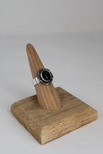 Load image into Gallery viewer, Size 7 Onyx Ring
