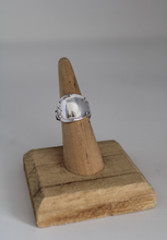 Load image into Gallery viewer, Size 5.5 Spoon Ring