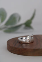 Load image into Gallery viewer, Size 12 Spoon Ring