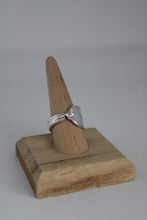 Load image into Gallery viewer, Size 10 Spoon Ring