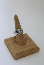 Load image into Gallery viewer, Spoon Ring | Bloom