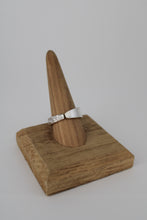 Load image into Gallery viewer, Size 9.5 Spoon Ring