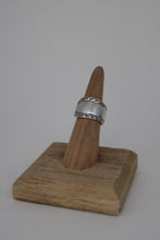 Load image into Gallery viewer, Size 5 Spoon Ring