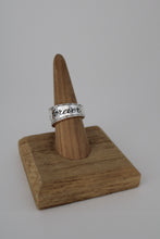 Load image into Gallery viewer, Size 8 Spoon Ring