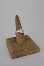 Load image into Gallery viewer, Size 7.5 Spoon Ring
