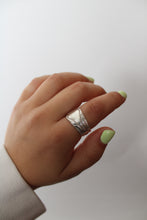 Load image into Gallery viewer, Size 7.5/8 Spoon Ring