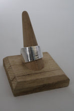 Load image into Gallery viewer, Size 11.5 Spoon Ring