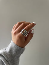 Load image into Gallery viewer, Size 8.5 Spoon Ring