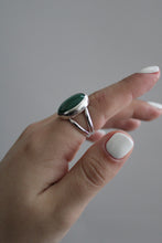 Load image into Gallery viewer, Size 6.5 Malachite Ring
