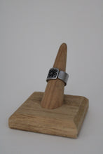 Load image into Gallery viewer, Size 6.5 Spoon Ring
