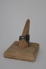 Load image into Gallery viewer, Size 9.5 Spoon Ring
