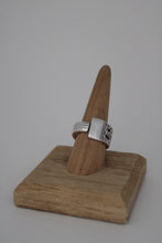 Load image into Gallery viewer, Size 10.5 Spoon Ring
