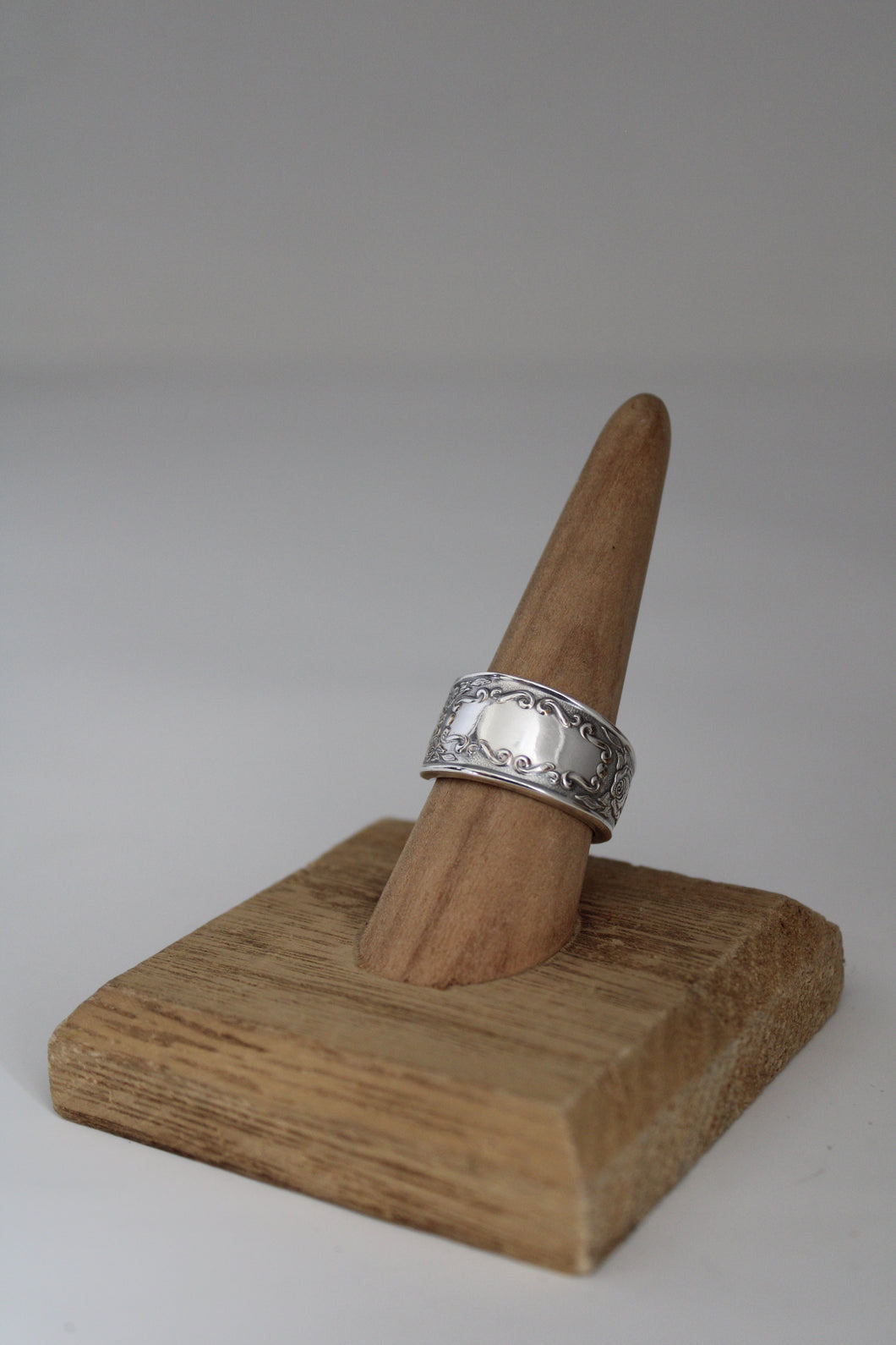 Size 8.5 Spoon Ring