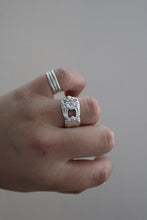 Load image into Gallery viewer, Size 7 Spoon Ring
