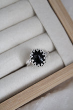 Load image into Gallery viewer, Size 5.5 Onyx Ring
