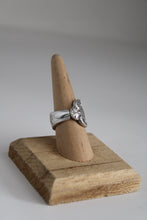 Load image into Gallery viewer, Size 7.5/8 Spoon Ring
