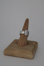 Load image into Gallery viewer, Size 7 Spoon Ring
