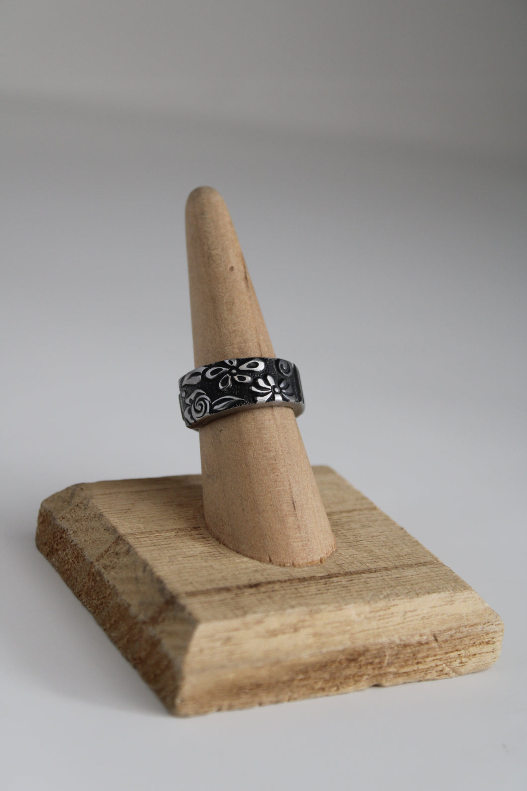 Size 7.5 Spoon Ring