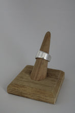 Load image into Gallery viewer, Spoon Ring | 1946
