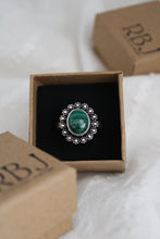 Load image into Gallery viewer, Size 7.25 Malachite Ring
