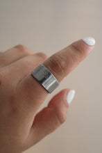 Load image into Gallery viewer, Size 8 Spoon Ring
