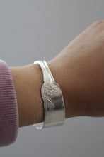 Load image into Gallery viewer, Butter Knife Cuff Bracelet
